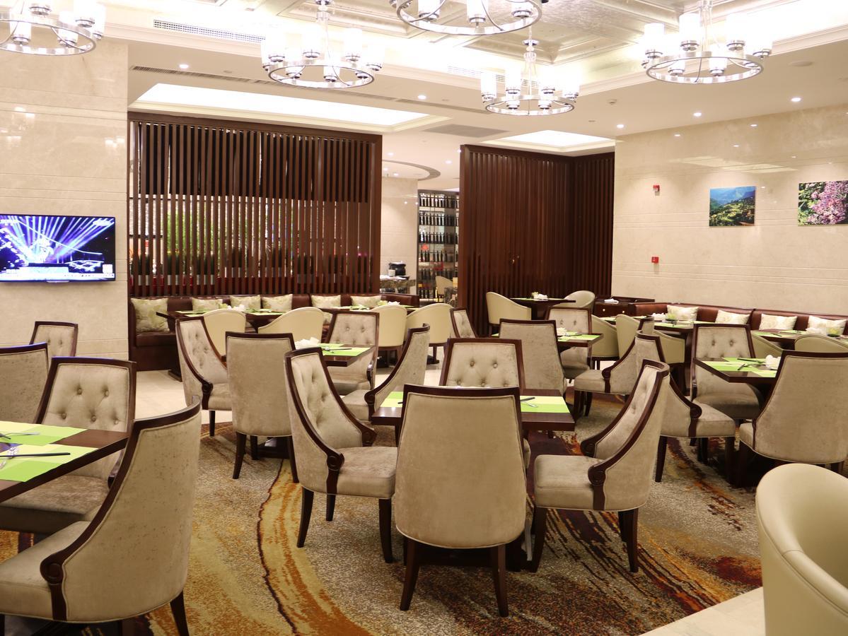 Chishui  Jinqian Jiahua International Hotel מראה חיצוני תמונה