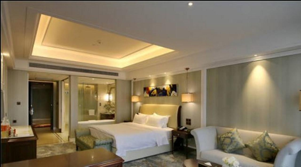 Chishui  Jinqian Jiahua International Hotel מראה חיצוני תמונה